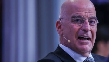 «Eπιστροφή σε πνεύμα αυτοθυσίας» θέλει να δει ο Δένδιας: «Σήμερα η Ευρώπη δεν αντέχει να δει φέρετρα με σημαία πάνω»