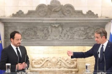 ellada-–-kipros-prospathoun-na