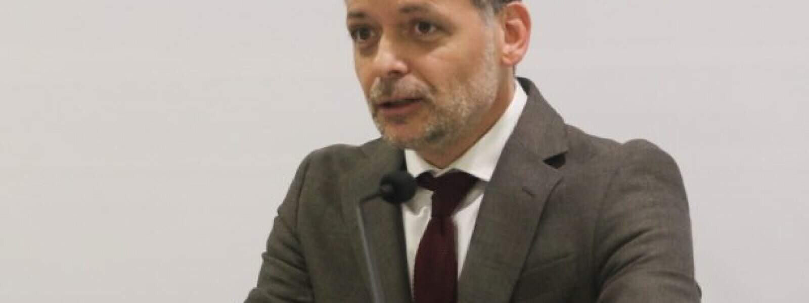 Γιατί ο Δούκας θέλει διάλογο με τον Τσίπρα;