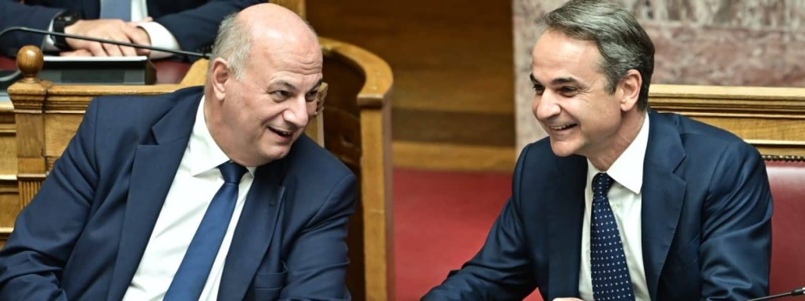 Η κυβέρνηση ψάχνει «εξιλαστήριο θύμα» πριν τα μπλόκα φτάσουν στο Σύνταγμα