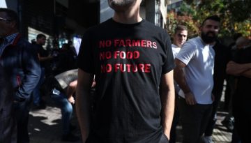 &Sigma;&Upsilon;&Rho;&Iota;&Zeta;&Alpha;-&Pi;&Sigma;: &laquo;&Eta; &epsilon;&kappa;&tau;ό&xi;&epsilon;&upsilon;&sigma;&eta; &tau;&omicron;&upsilon; &kappa;ό&sigma;&tau;&omicron;&upsilon;&sigmaf; &pi;&alpha;&rho;&alpha;&gamma;&omega;&gamma;ή&sigmaf; &delta;&epsilon;&nu; &alpha;&nu;&tau;&iota;&mu;&epsilon;&tau;&omega;&pi;ί&zeta;&epsilon;&tau;&alpha;&iota; &mu;&epsilon; &epsilon;&pi;&iota;&kappa;&omicron;&iota;&nu;&omega;&nu;&iota;&alpha;&kappa;έ&sigmaf; &alpha;&sigma;&pi;&iota;&rho;ί&nu;&epsilon;&sigmaf;&raquo;