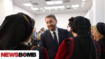&Alpha;&nu;&delta;&rho;&omicron;&upsilon;&lambda;ά&kappa;&eta;&sigmaf;: &laquo;&Chi;&rho;έ&omicron;&sigmaf; &mu;&alpha;&sigmaf; &nu;&alpha; &delta;&eta;&mu;&iota;&omicron;&upsilon;&rho;&gamma;ή&sigma;&omicron;&upsilon;&mu;&epsilon; &mu;&iota;&alpha; &sigma;&chi;έ&sigma;&eta; &epsilon;&mu;&pi;&iota;&sigma;&tau;&omicron;&sigma;ύ&nu;&eta;&sigmaf; &mu;&epsilon; &tau;&omicron;&nu; &lambda;&alpha;ό&raquo;
