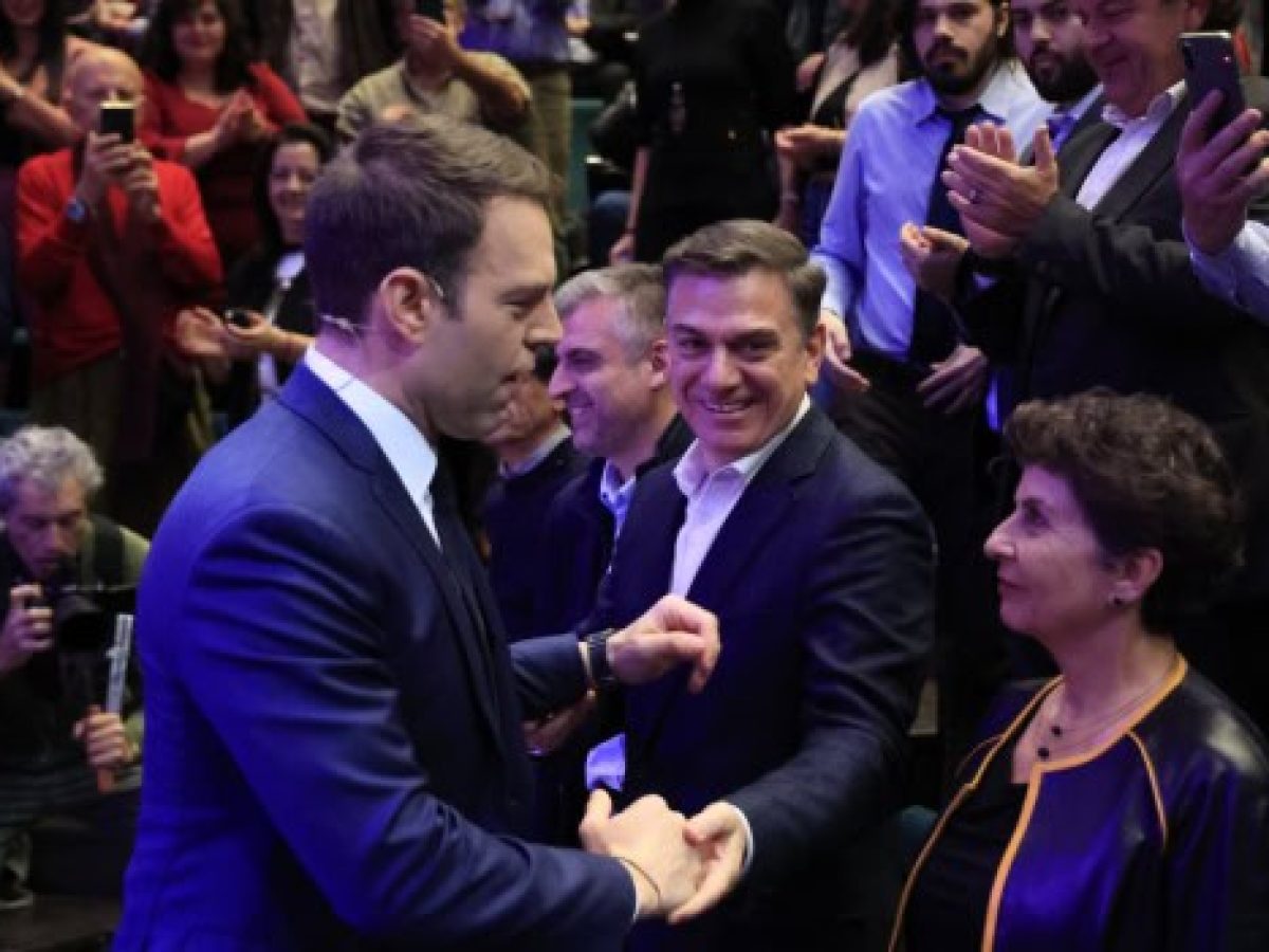&Alpha;&pi;&omicron;&chi;ώ&rho;&eta;&sigma;&epsilon; &mu;&epsilon; &alpha;&iota;&chi;&mu;έ&sigmaf; &alpha;&pi;ό &tau;&omicron; &kappa;ό&mu;&mu;&alpha; &Kappa;&alpha;&sigma;&sigma;&epsilon;&lambda;ά&kappa;&eta; &eta; &beta;&omicron;&upsilon;&lambda;&epsilon;&upsilon;&tau;ή&sigmaf; &Kappa;&upsilon;&rho;&iota;&alpha;&kappa;ή &Mu;ά&lambda;&alpha;&mu;&alpha;