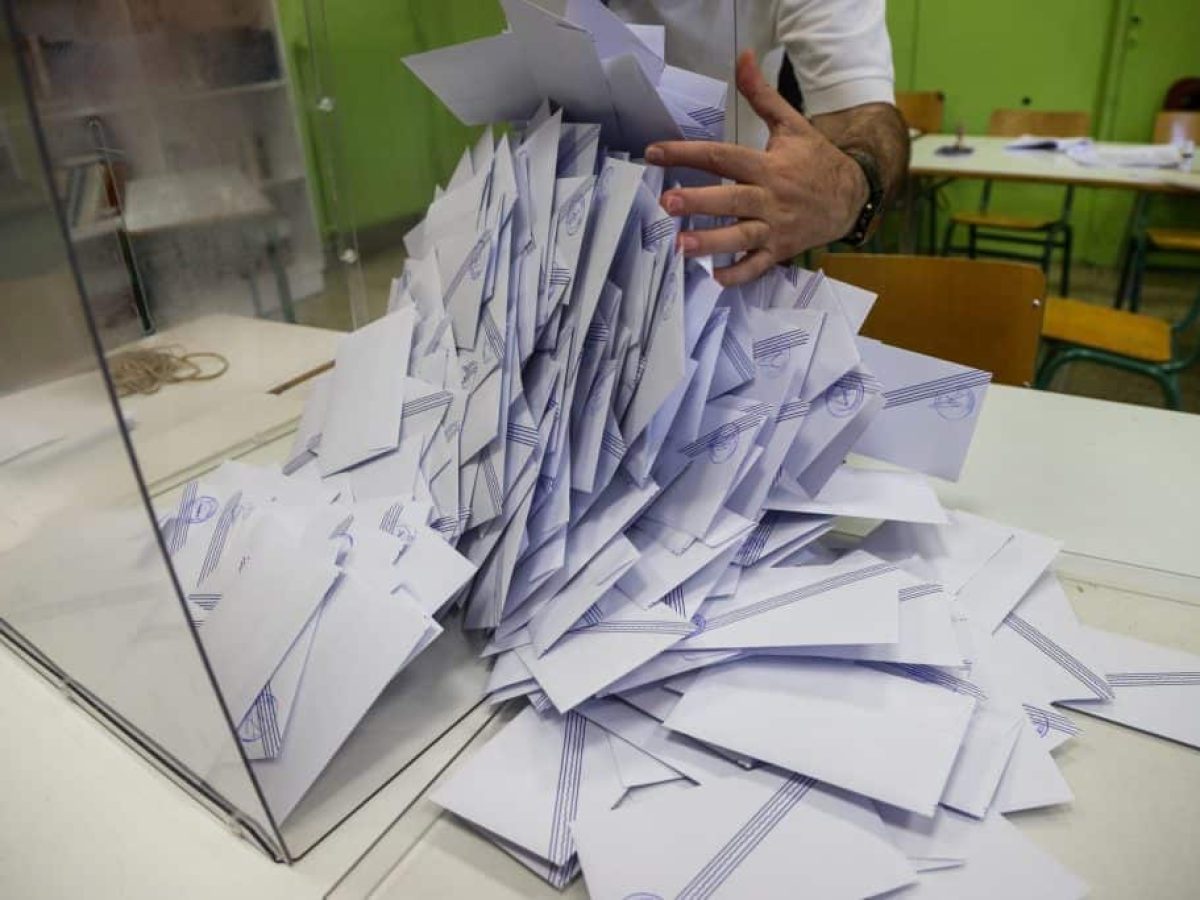 4+1 σενάρια που «στήνουν» πρόωρες κάλπες – Το ενδεχόμενο του ισχυρού αντιπάλου