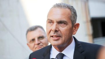 O Πάνος “καρφώνει για τα 90 δις της Ε.Ε στον Ζελενσκι” …Άδικο έχει;