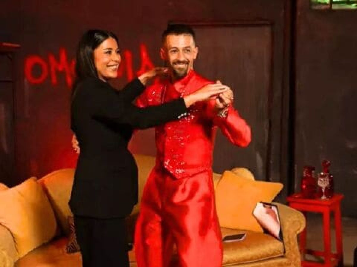 Η Αφροδίτη Λατινοπούλου σε μια… διαφορετική συνέντευξη με τον Ξιαρχό: ”Ως γκέι βάζεις πολλούς άντρε