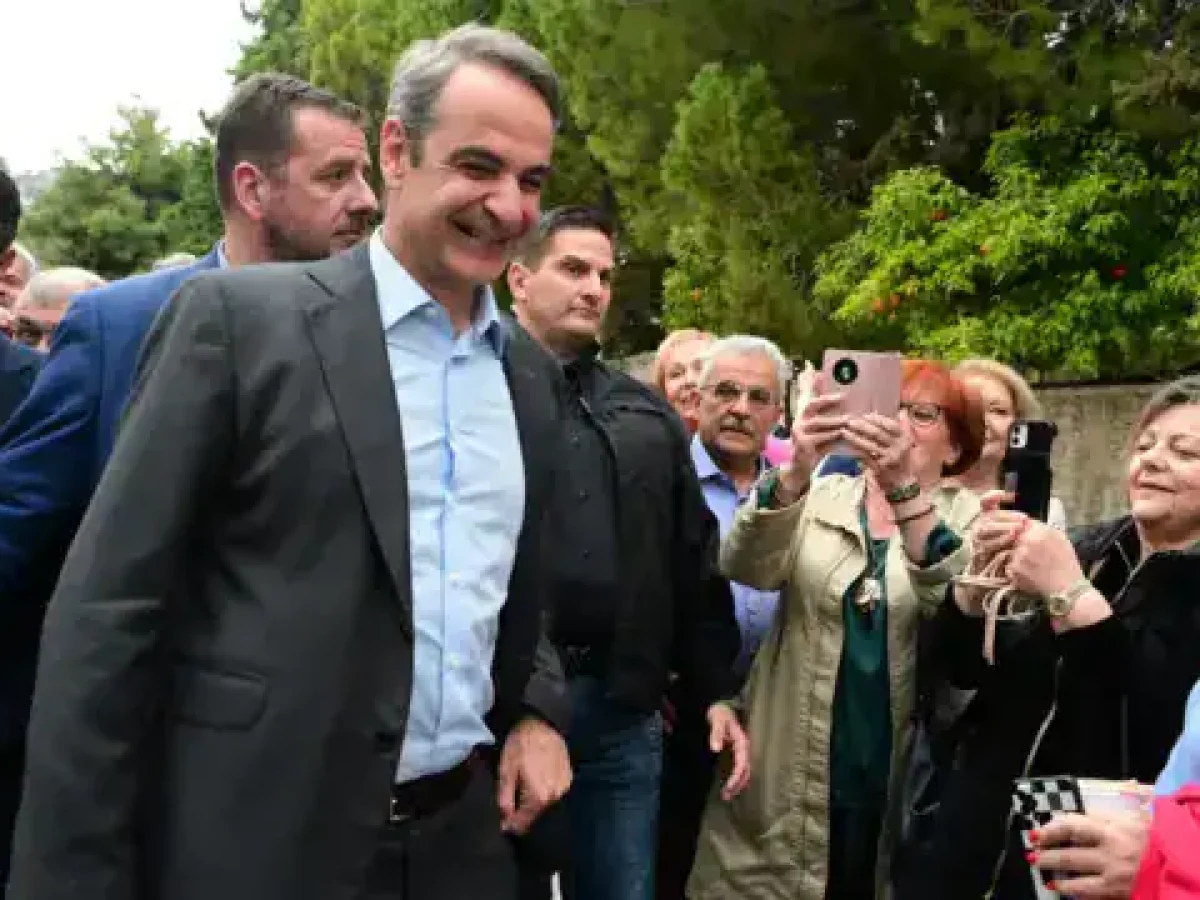 “Πατάει γκάζι” ο Μητσοτάκης: Οι νέες εξορμήσεις στην περιφέρεια με όχημα τα προσυνέδρια της Νέας Δημοκρατίας –