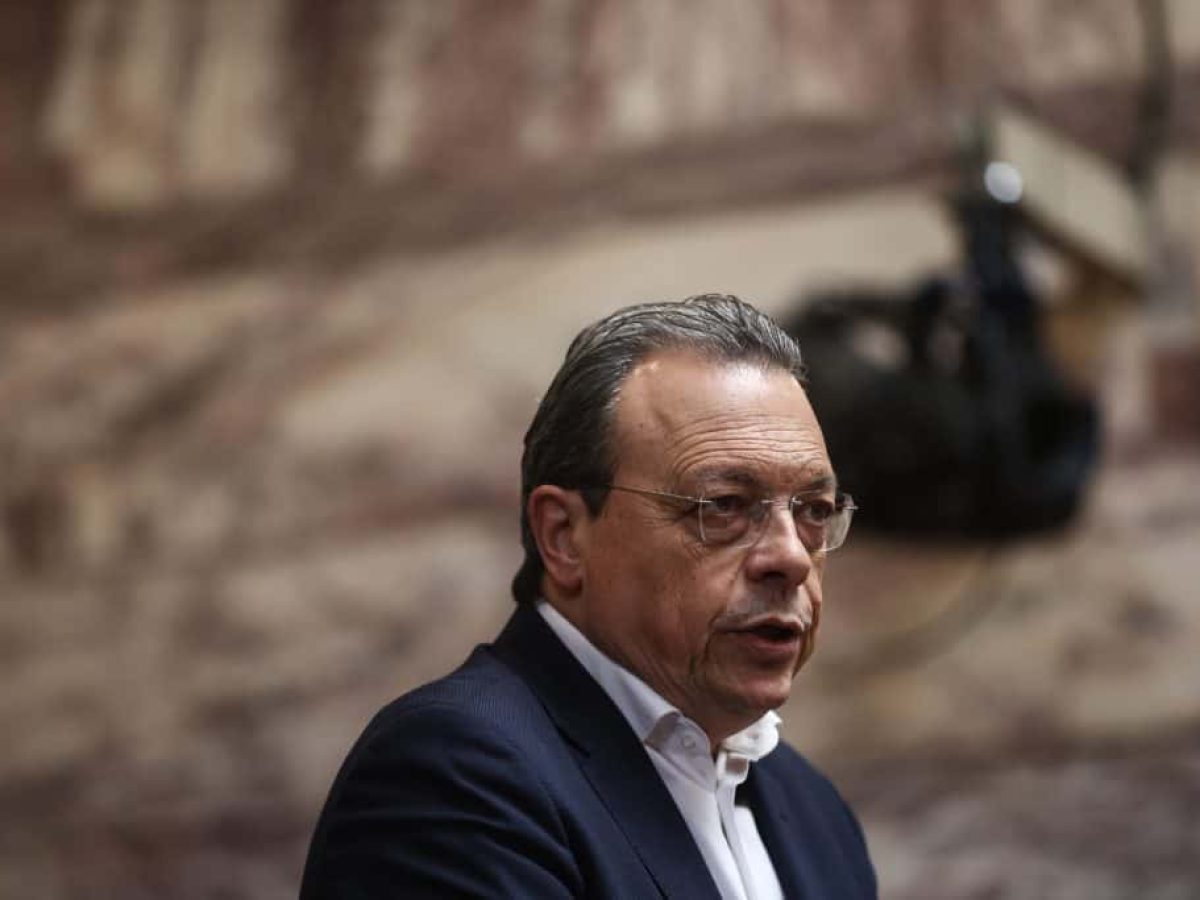 Φάμελλος σε Μητσοτάκη για αγρότες: «Επιτέλους σοβαρευτείτε!»