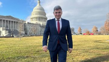 Φαραντούρης από Ουάσιγκτον: Να είναι χρονιά ειρήνης το 2026