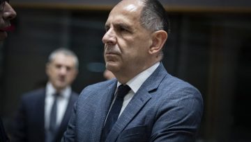 &Gamma;&epsilon;&rho;&alpha;&pi;&epsilon;&tau;&rho;ί&tau;&eta;&sigmaf;: &Omicron;&iota; &delta;ί&alpha;&upsilon;&lambda;&omicron;&iota; &epsilon;&pi;&iota;&kappa;&omicron;&iota;&nu;&omega;&nu;ί&alpha;&sigmaf; &mu;&epsilon; &tau;&eta;&nu; &Tau;&omicron;&upsilon;&rho;&kappa;ί&alpha; &delta;&epsilon;&nu; έ&kappa;&lambda;&epsilon;&iota;&sigma;&alpha;&nu; &pi;&omicron;&tau;έ