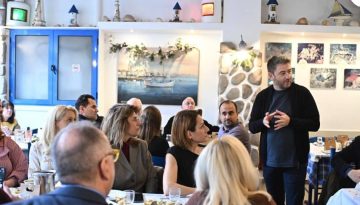 &Gamma;&epsilon;ύ&mu;&alpha; &Alpha;&nu;&delta;&rho;&omicron;&upsilon;&lambda;ά&kappa;&eta; &sigma;&epsilon; &delta;&eta;&mu;&omicron;&sigma;&iota;&omicron;&gamma;&rho;ά&phi;&omicron;&upsilon;&sigmaf; &ndash; &Tau;&iota; &epsilon;ί&pi;&epsilon; &gamma;&iota;&alpha; &epsilon;&kappa;&lambda;&omicron;&gamma;έ&sigmaf; &kappa;&alpha;&iota; &tau;&alpha; &pi;&omicron;&sigma;&omicron;&sigma;&tau;ά &tau;&omicron;&upsilon; &Pi;&Alpha;&Sigma;&Omicron;&Kappa;