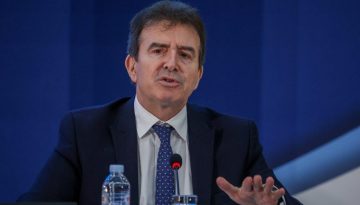 Για παρέμβαση της Δικαιοσύνης κατά των αγροτών μιλούν Πλεύρης και Χρυσοχοΐδης