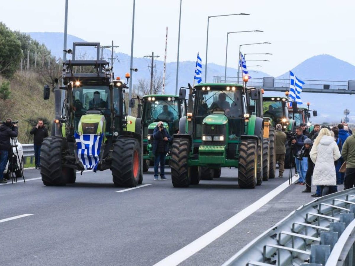 Οι κινήσεις του Μαξίμου μπροστά στο αδιέξοδο
