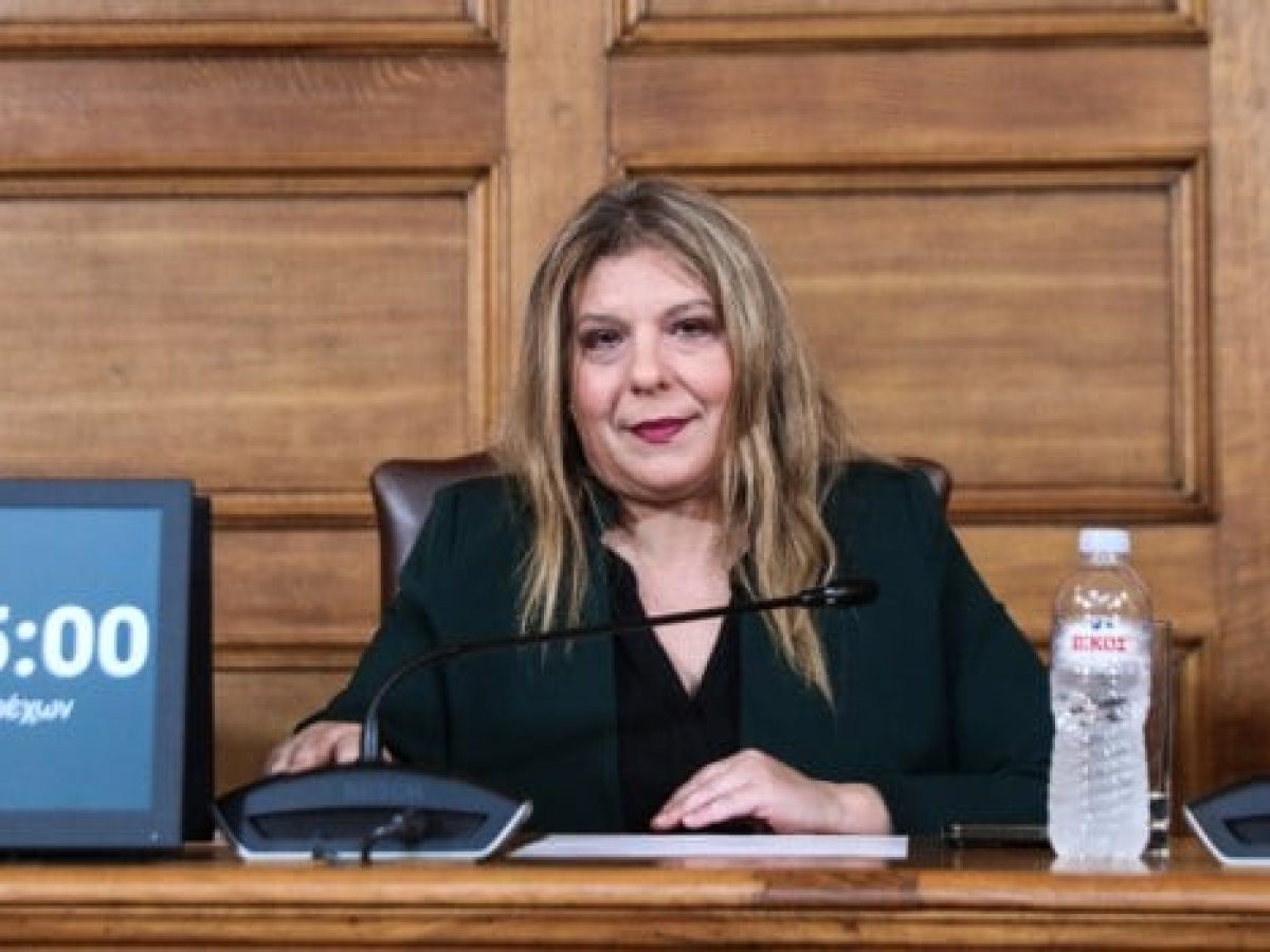 Η Μαρία Συρεγγέλα κινείται νομικά κατά της Ζωής Κωνσταντοπούλου – «Με συκοφαντεί και με εξυβρίζει καθημερινά»