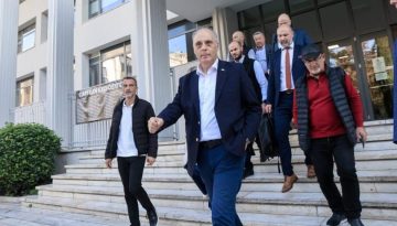 &Omicron;&iota; &laquo;&Sigma;&alpha;&mu;&alpha;&rho;&iota;&kappa;&omicron;ί &tau;&omicron;&upsilon; &Mu;&omega;&rho;&iota;ά&raquo; &alpha;&lambda;&lambda;&eta;&theta;&omega;&rho;ί&zeta;&omicron;&upsilon;&nu; &pi;&rho;&omicron;&sigmaf;&hellip; &Beta;&epsilon;&lambda;ό&pi;&omicron;&upsilon;&lambda;&omicron;
