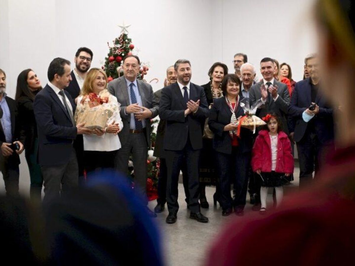 Ηπειρώτες «τα έψαλλαν» στον Νίκο Ανδρουλάκη