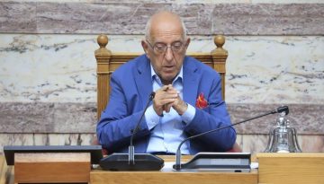 Κακλαμάνης: «Θα εισηγηθώ την κατάργηση της ζωντανής σύνδεσης των Εξεταστικών Επιτροπών» (Video)