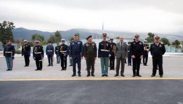 Κάλαντα Χριστουγέννων στον Δαβάκη από τη Διακλαδική Μπάντα των Ενόπλων Δυνάμεων