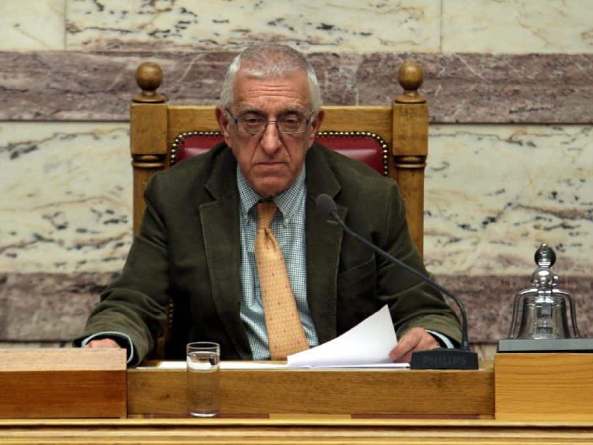 Κανάλι της Βουλής: Τέλος στις ζωντανές μεταδόσεις θέλει να βάλει ο Κακλαμάνης