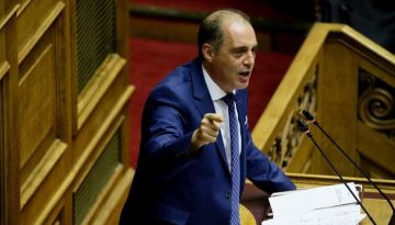 Κυριάκος Βελόπουλος: Η κυβέρνηση επιτρέπει την ανεξέλεγκτη εισβολή χιλιάδων ισλαμιστών!