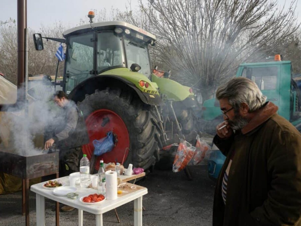 Κυβερνητική στροφή στην αντιμετώπιση των αγροτοσυνδικαλιστών – η «προαναγγελία» Χρυσοχοΐδη
