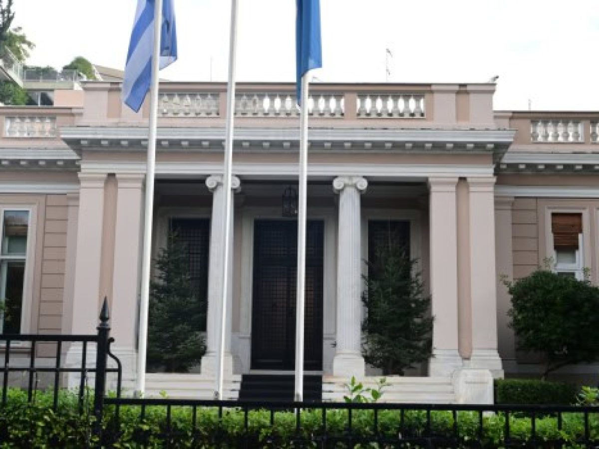 Μίνι ανασχηματισμός στους γενικούς γραμματείς λόγω εκλογών