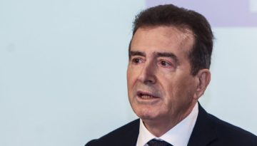 Μήνυμα Χρυσοχοΐδη προς τους αγρότες: Κάνουν παράνομες πράξεις με τα μπλόκα, υπάρχουν νόμοι που θα εφαρμοστούν