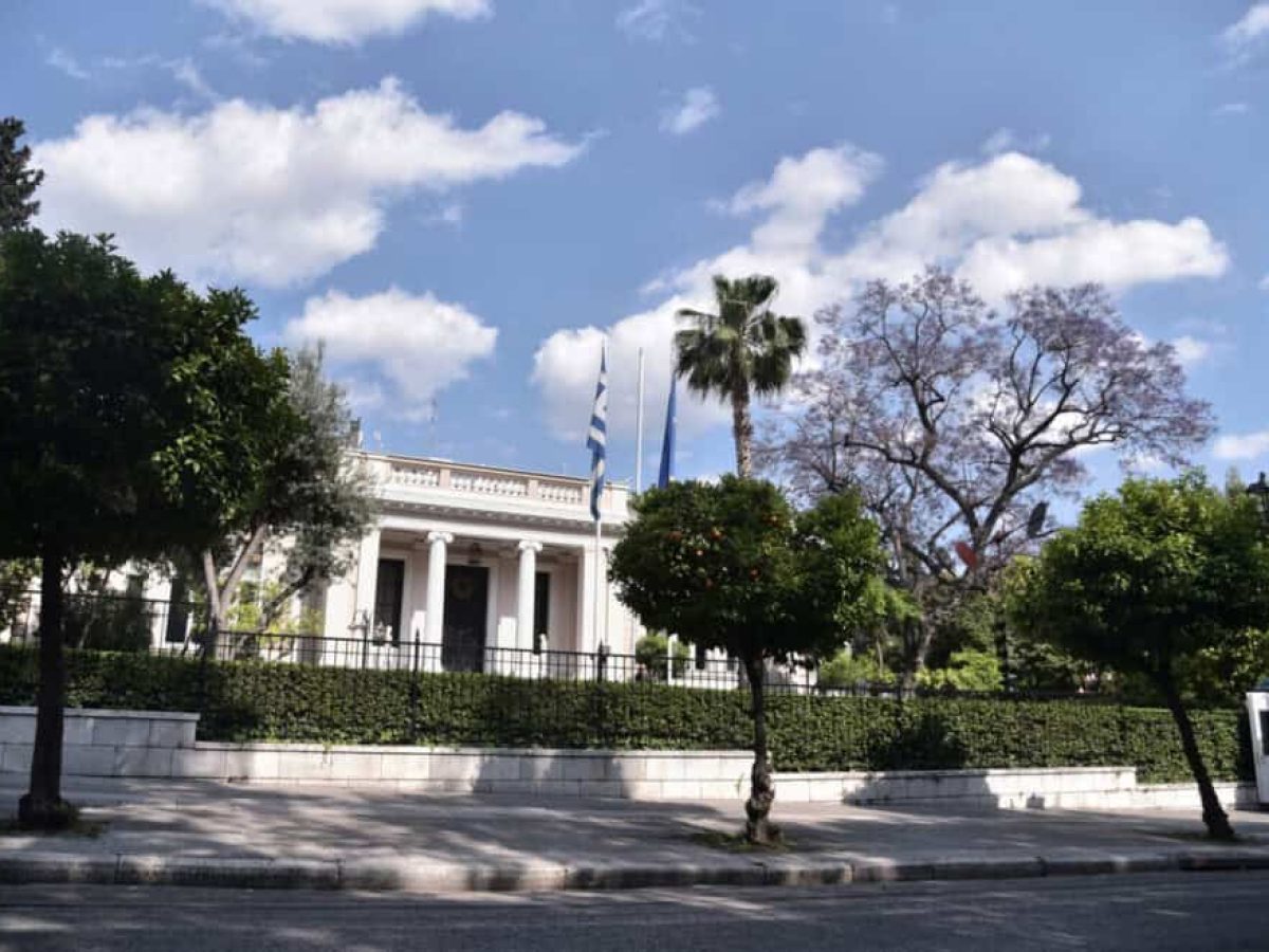 Νέοι γενικοί γραμματείς σε τρία υπουργεία: Ποιοι παραιτούνται, ποιοι αναλαμβάνουν