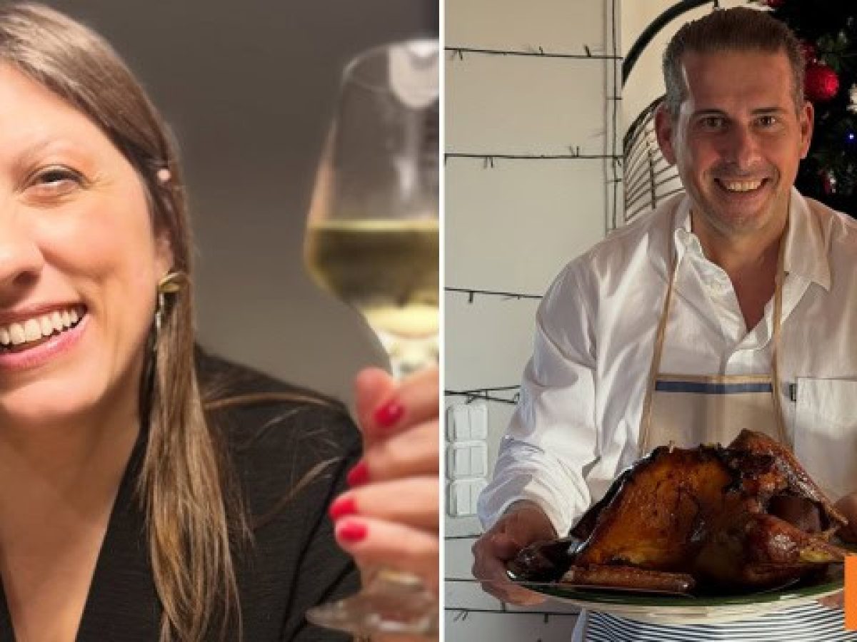 Ο Διαμαντής Καραναστάσης ανέβασε τη «χριστουγεννιάτικη» Ζωή Κωνσταντοπούλου να ποζάρει με ένα ποτήρι κρασί