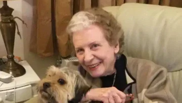 Ο πολιτικός κόσμος αποχαιρετά τη Σύλβα Ακρίτα