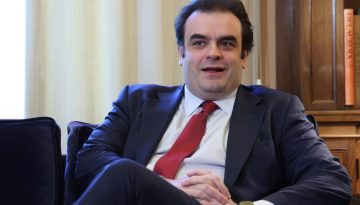 &Pi;&iota;&epsilon;&rho;&rho;&alpha;&kappa;ά&kappa;&eta;&sigmaf;: &laquo;&Sigma;&tau;ό&chi;&omicron;&sigmaf; &eta; &epsilon;&nu;ί&sigma;&chi;&upsilon;&sigma;&eta; &tau;&omicron;&upsilon; &delta;&iota;&alpha;&theta;έ&sigma;&iota;&mu;&omicron;&upsilon; &epsilon;&iota;&sigma;&omicron;&delta;ή&mu;&alpha;&tau;&omicron;&sigmaf; &kappa;&alpha;&iota; &eta; &epsilon;&pi;&iota;&tau;ά&chi;&upsilon;&nu;&sigma;&eta; &epsilon;&mu;&beta;&lambda;&eta;&mu;&alpha;&tau;&iota;&kappa;ώ&nu; έ&rho;&gamma;&omega;&nu;&raquo;