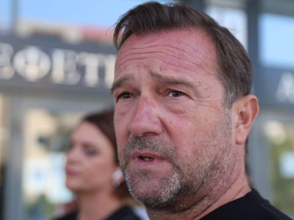 Πλακιάς σε Άδωνη: Αν τα βρούμε με την Καρυστιανού, πιθανότατα θα γίνεις ξανά τηλεβιβλιοπώλης