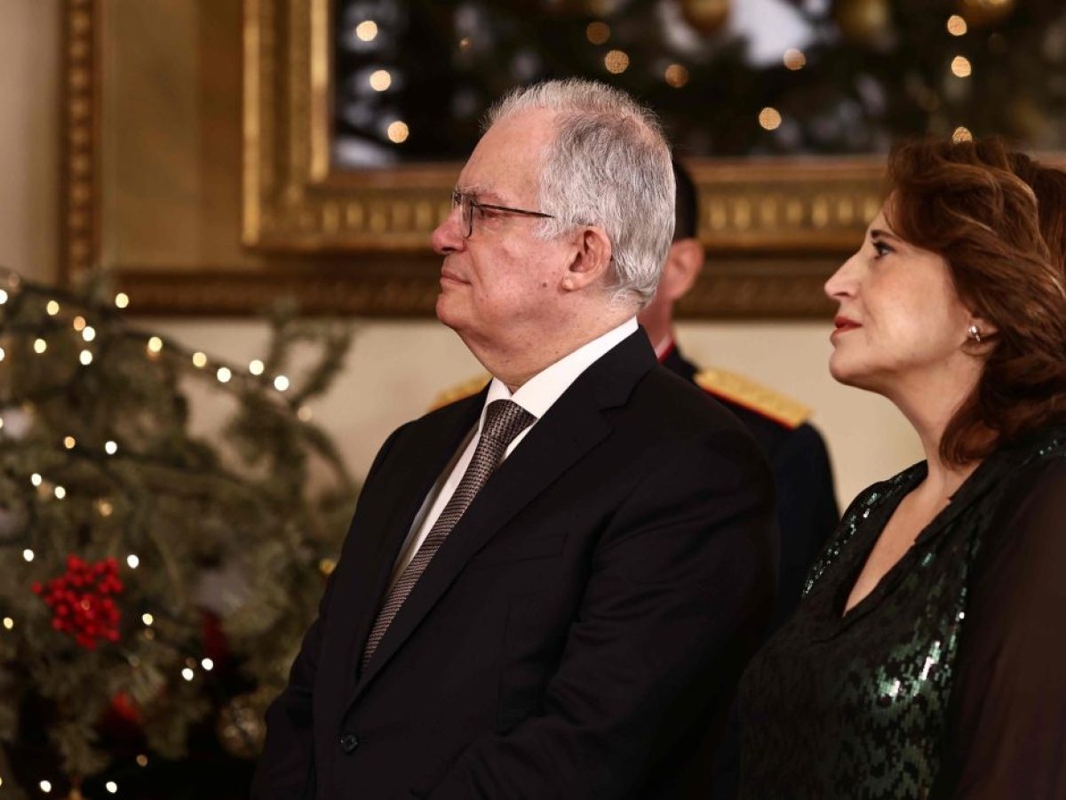 Προεδρικό Μέγαρο: Τα κάλαντα της Πρωτοχρονιάς στον Κωνσταντίνο Τασούλα