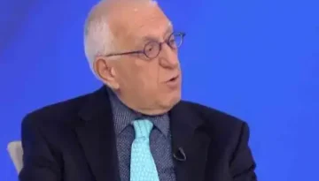 ΠΑΣΟΚ: Ο Κακλαμάνης ρίχνει μαύρο στις συνεδριάσεις της Εξεταστικής για να διαχειριστεί το πολιτικό κόστος του Μητσοτάκη