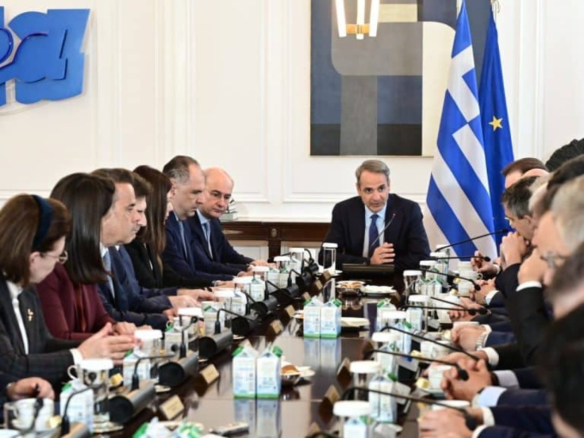 Σήμερα το τελευταίο υπουργικό της χρονιάς με μήνυμα Μητσοτάκη στους αγρότες