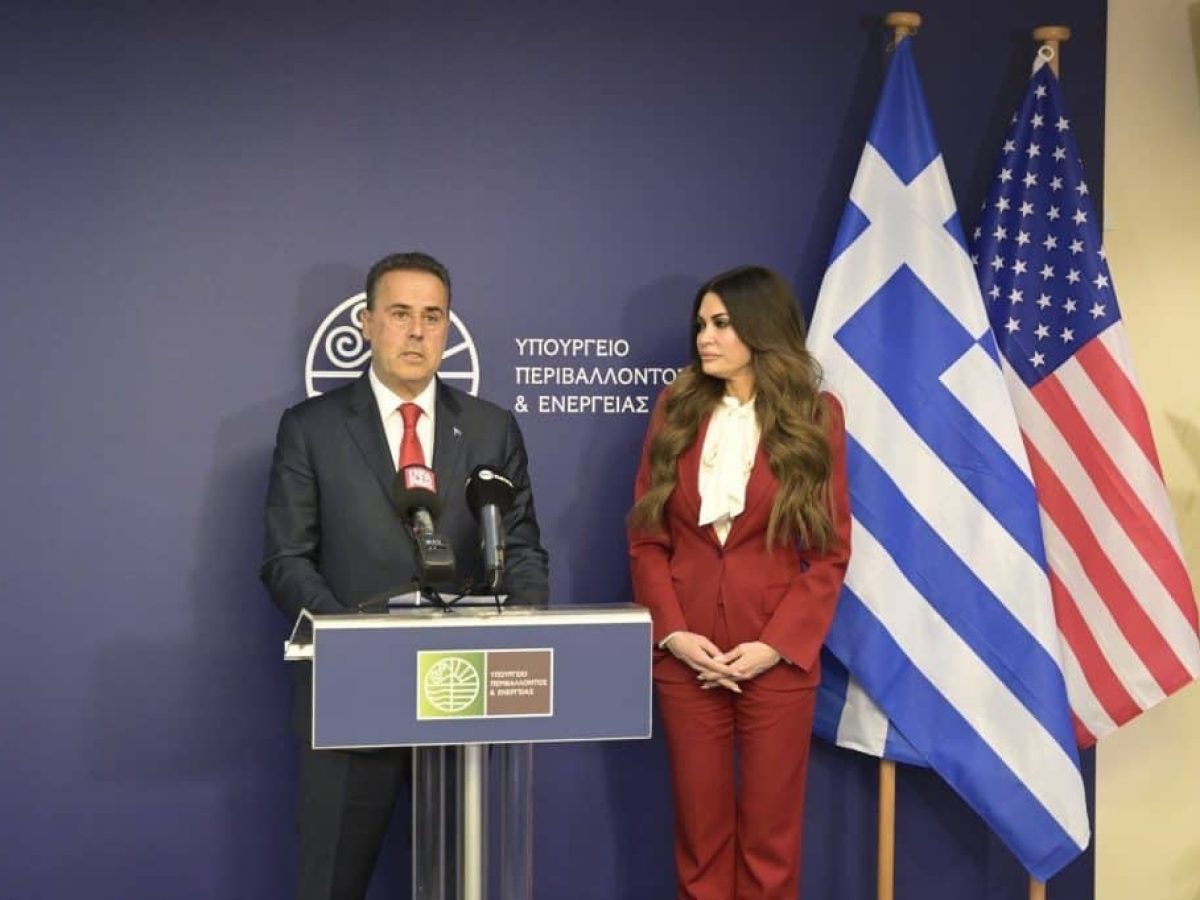 &Sigma;&upsilon;&nu;ά&nu;&tau;&eta;&sigma;&eta; &Pi;&alpha;&pi;&alpha;&sigma;&tau;&alpha;ύ&rho;&omicron;&upsilon; &ndash; &Gamma;&kappa;ί&lambda;&phi;&omicron;ϊ&lambda; &sigma;&tau;&omicron; &Upsilon;&pi;&omicron;&upsilon;&rho;&gamma;&epsilon;ί&omicron; &Pi;&epsilon;&rho;&iota;&beta;ά&lambda;&lambda;&omicron;&nu;&tau;&omicron;&sigmaf; &kappa;&alpha;&iota; &Epsilon;&nu;έ&rho;&gamma;&epsilon;&iota;&alpha;&sigmaf;: &laquo;&Eta; &epsilon;&nu;έ&rho;&gamma;&epsilon;&iota;&alpha; &sigma;&tau;&omicron;&nu; &pi;&upsilon;&rho;ή&nu;&alpha; &tau;&eta;&sigmaf; &sigma;&chi;έ&sigma;&eta;&sigmaf; &Eta;&Pi;&Alpha; &kappa;&alpha;&iota; &Epsilon;&lambda;