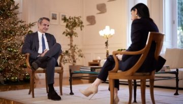 &Sigma;&upsilon;&nu;έ&nu;&tau;&epsilon;&upsilon;&xi;&eta;: &Eta; &kappa;ί&nu;&eta;&sigma;&eta; &tau;&omega;&nu; &laquo;&pi;&rho;&omicron;&theta;ύ&mu;&omega;&nu;&raquo; &sigma;&tau;&alpha; &mu;&pi;&lambda;ό&kappa;&alpha; &kappa;ά&nu;&epsilon;&iota; &alpha;&kappa;ό&mu;&alpha; &pi;&iota;&omicron; &pi;&rho;&omicron;&kappa;&lambda;&eta;&tau;&iota;&kappa;ό &tau;&omicron;&nu; &Mu;&eta;&tau;&sigma;&omicron;&tau;ά&kappa;&eta; &ndash; &Eta; &laquo;&pi;ά&sigma;&alpha;&raquo; &kappa;&alpha;&iota; &omicron;&iota;&hellip; &laquo;&tau;&rho;&alpha;&mu;&pi;&omicron;ύ&kappa;&omicron;&iota;&raquo;
