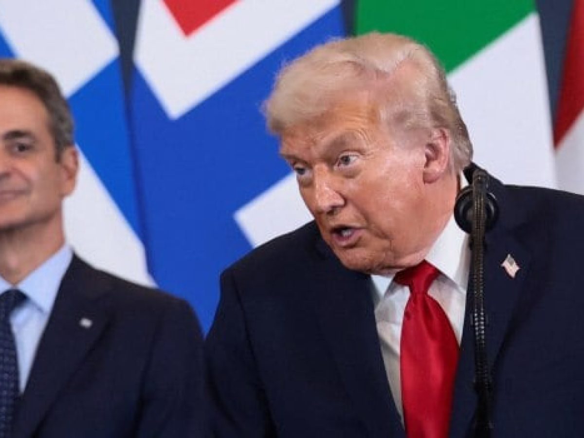 Τα «διπλωματικά» Χριστούγεννα του Μητσοτάκη