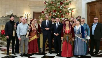 &Tau;&alpha; &pi;&rho;&omega;&tau;&omicron;&chi;&rho;&omicron;&nu;&iota;ά&tau;&iota;&kappa;&alpha; &kappa;ά&lambda;&alpha;&nu;&tau;&alpha; ά&kappa;&omicron;&upsilon;&sigma;&alpha;&nu; &Mu;&eta;&tau;&sigma;&omicron;&tau;ά&kappa;&eta;&sigmaf; &kappa;&alpha;&iota; &Tau;&alpha;&sigma;&omicron;ύ&lambda;&alpha;&sigmaf; &ndash; &Delta;&epsilon;ί&tau;&epsilon; &tau;&alpha; &beta;ί&nu;&tau;&epsilon;&omicron;