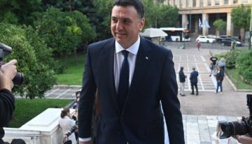 &Beta;&alpha;&sigma;ί&lambda;&eta;&sigmaf; &Kappa;&iota;&kappa;ί&lambda;&iota;&alpha;&sigmaf;: &laquo;&Delta;&iota;&alpha;&chi;&rho;&omicron;&nu;&iota;&kappa;ό&sigmaf; &mu;&omicron;&chi;&lambda;ό&sigmaf; &alpha;&nu;ά&pi;&tau;&upsilon;&xi;&eta;&sigmaf; &eta; &nu;&alpha;&upsilon;&tau;&iota;&lambda;ί&alpha;&raquo;