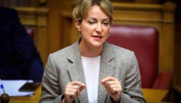 Αλ.Σδούκου: Η αντιπολίτευση εναγωνίως αναζητά κάτι για να αντιπαρατεθεί με την κυβέρνηση