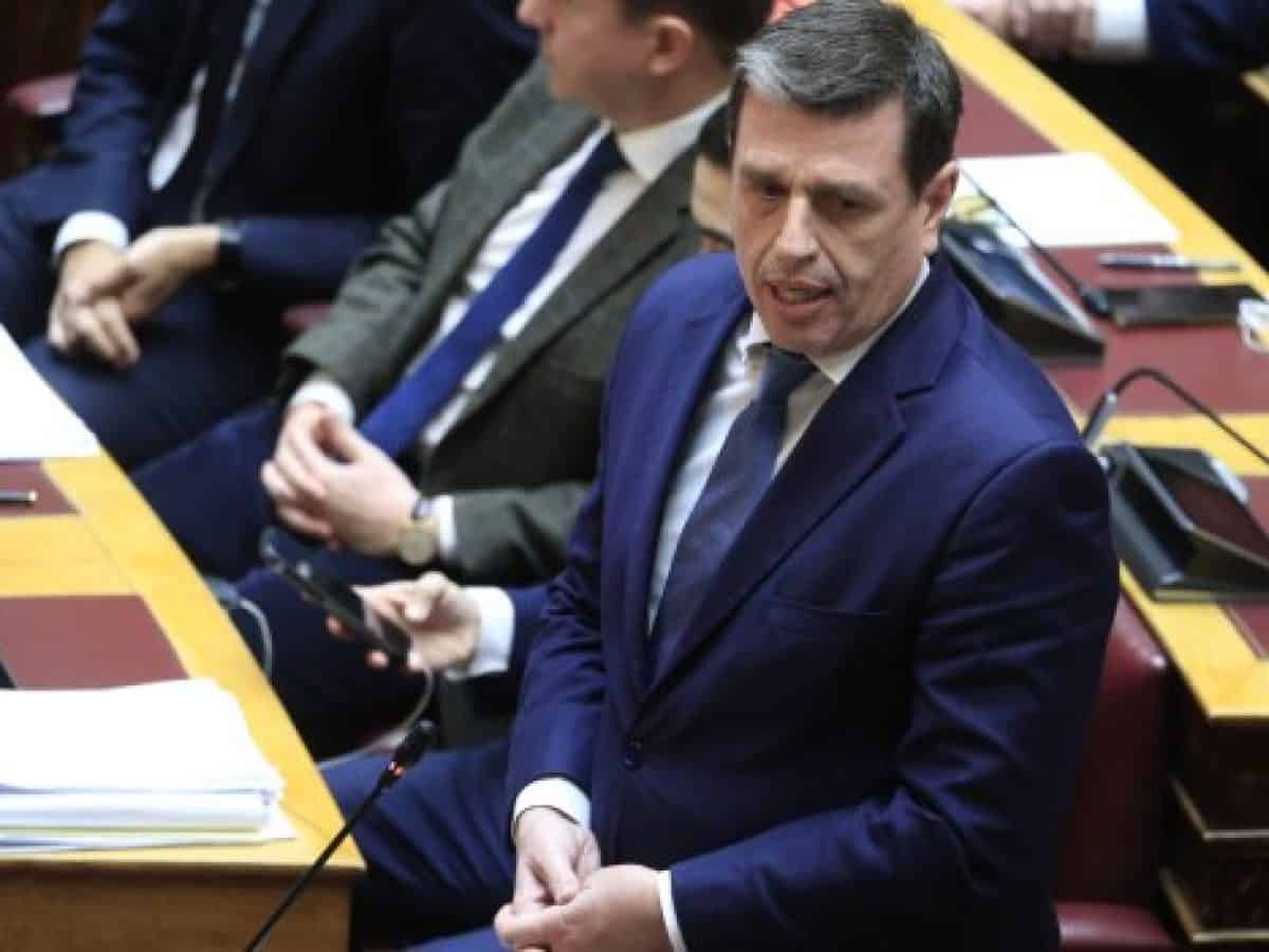 Ά&gamma;&rho;&iota;&omicron;&sigmaf; &kappa;&alpha;&upsilon;&gamma;ά&sigmaf; &Kappa;&alpha;&iota;&rho;ί&delta;&eta; &ndash; &Kappa;&omega;&nu;&sigma;&tau;&alpha;&nu;&tau;&omicron;&pi;&omicron;ύ&lambda;&omicron;&upsilon; &sigma;&tau;&eta; &Beta;&omicron;&upsilon;&lambda;ή &kappa;&alpha;&iota; &kappa;&alpha;&rho;&phi;&iota;ά &Delta;έ&nu;&delta;&iota;&alpha; &sigma;&tau;&omicron;&nu; &sigma;&upsilon;&nu;ά&delta;&epsilon;&lambda;&phi;ό &tau;&omicron;&upsilon;: &laquo;Ά&sigma;&epsilon; &mu;&alpha;&sigmaf; &kappa;&omicron;&upsilon;&kappa;&lambda;ί&tau;&sigma;&alpha; &mu;&omicron;&upsilon;&raquo;