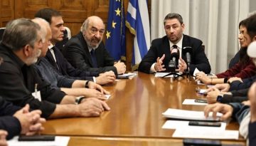 &Alpha;&nu;&delta;&rho;&omicron;&upsilon;&lambda;ά&kappa;&eta;&sigmaf;: &Omicron; &Mu;&eta;&tau;&sigma;&omicron;&tau;ά&kappa;&eta;&sigmaf; &epsilon;&pi;&epsilon;&nu;&delta;ύ&epsilon;&iota; &sigma;&tau;&eta;&nu; &pi;ό&lambda;&omega;&sigma;&eta; &alpha;&nu;&tau;ί &nu;&alpha; &delta;ώ&sigma;&epsilon;&iota; &lambda;ύ&sigma;&epsilon;&iota;&sigmaf;