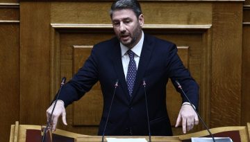 &Alpha;&nu;&delta;&rho;&omicron;&upsilon;&lambda;ά&kappa;&eta;&sigmaf;: &laquo;&Pi;&omicron;&lambda;&iota;&tau;&iota;&kappa;ή &alpha;&lambda;&lambda;&alpha;&gamma;ή &mu;&epsilon; &tau;&eta; &Nu;&Delta; &sigma;&tau;&eta;&nu; &kappa;&upsilon;&beta;έ&rho;&nu;&eta;&sigma;&eta; &delta;&epsilon;&nu; &mu;&pi;&omicron;&rho;&epsilon;ί &nu;&alpha; &upsilon;&pi;ά&rho;&xi;&epsilon;&iota;