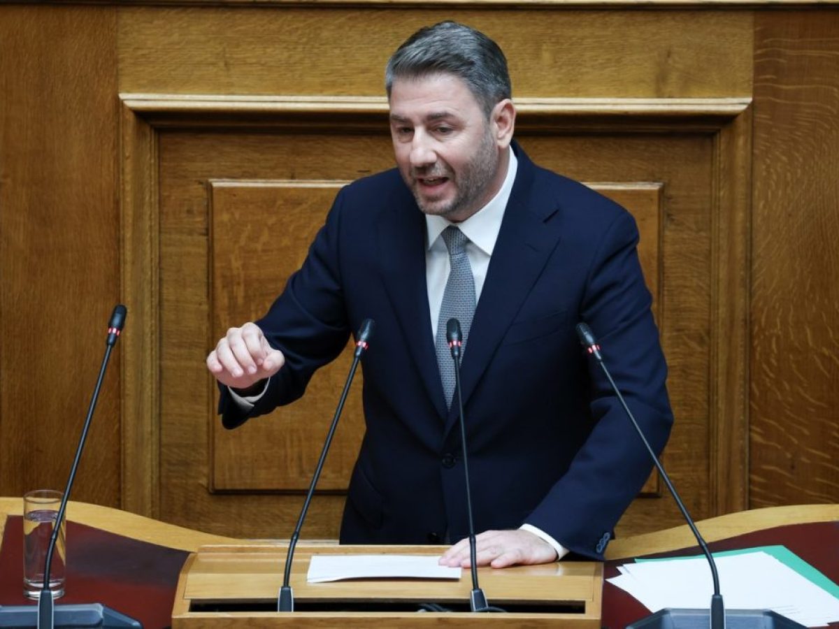 &Alpha;&nu;&delta;&rho;&omicron;&upsilon;&lambda;ά&kappa;&eta;&sigmaf; &pi;&rho;&omicron;&sigmaf; &Mu;&eta;&tau;&sigma;&omicron;&tau;ά&kappa;&eta;: &Eta; &kappa;&upsilon;&beta;&epsilon;&rho;&nu;&eta;&tau;&iota;&kappa;ή &pi;&omicron;&lambda;&iota;&tau;&iota;&kappa;ή &sigma;&tau;&eta;&nu; &epsilon;&nu;έ&rho;&gamma;&epsilon;&iota;&alpha; &tau;&rho;&omicron;&phi;&omicron;&delta;&omicron;&tau;&epsilon;ί &tau;&eta;&nu; &alpha;&kappa;&rho;ί&beta;&epsilon;&iota;&alpha;