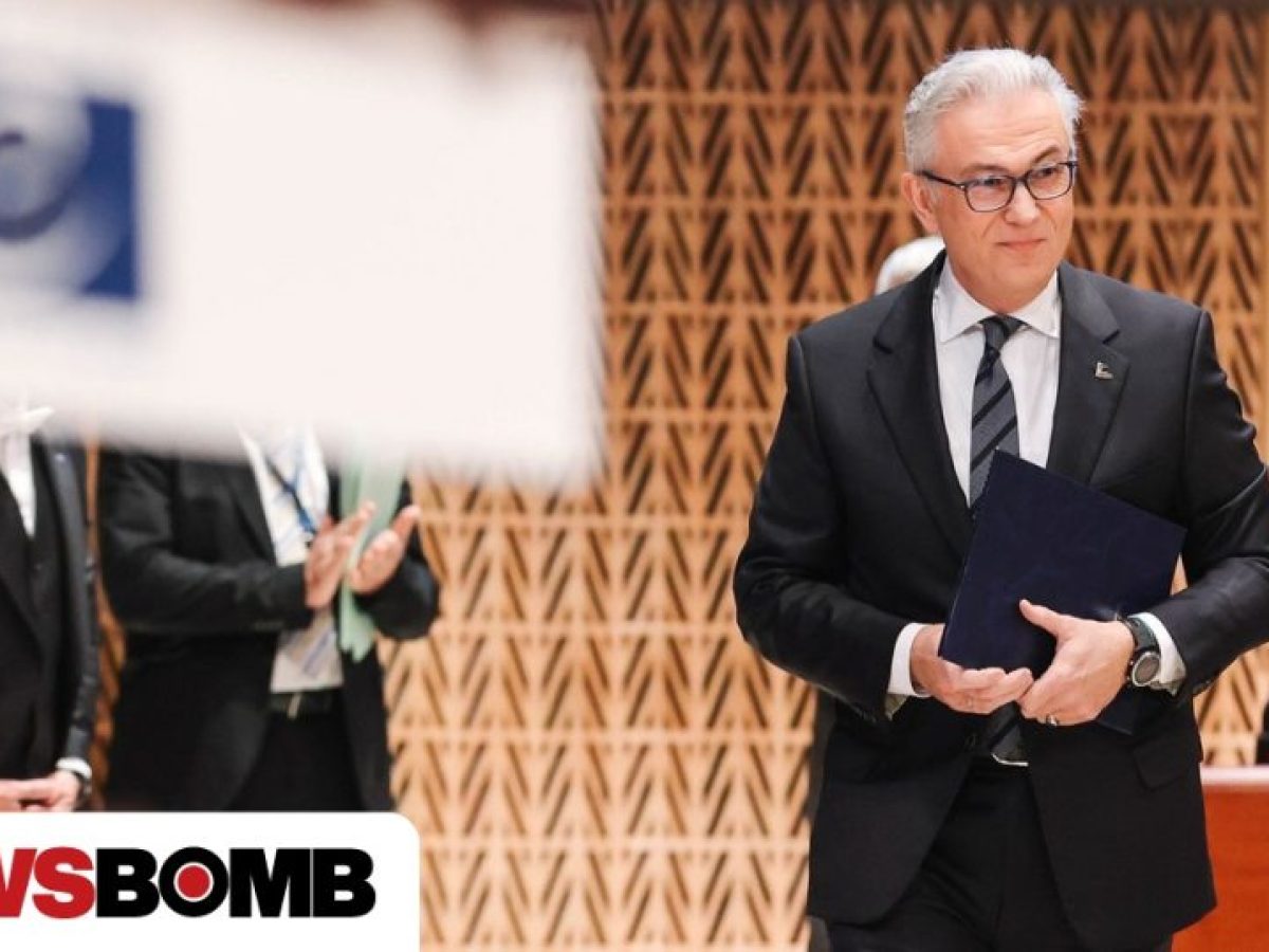 O Κασπάροφ αποθεώνει την προεδρία Ρουσόπουλου στο Συμβούλιο της Ευρώπης – Βίντεο