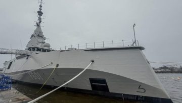 O &laquo;&Kappa;ί&mu;&omega;&nu;&alpha;&sigmaf;&raquo; &xi;&epsilon;&kappa;ί&nu;&eta;&sigma;&epsilon; &alpha;&pi;ό &tau;&eta; &Beta;&rho;έ&sigma;&tau;&eta; &ndash; &Sigma;&tau;&iota;&sigmaf; 15 &Iota;&alpha;&nu;&omicron;&upsilon;&alpha;&rho;ί&omicron;&upsilon; &phi;&tau;ά&nu;&epsilon;&iota; &sigma;&tau;&omicron;&nu; &nu;&alpha;ύ&sigma;&tau;&alpha;&theta;&mu;&omicron; &tau;&eta;&sigmaf; &Sigma;&alpha;&lambda;&alpha;&mu;ί&nu;&alpha;&sigmaf;