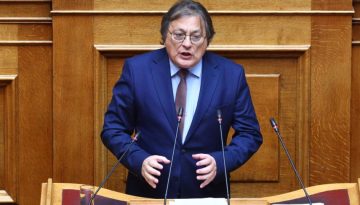 Αυλωνίτης: Ούτε μία στο εκατομμύριο να επιστρέψω στον ΣΥΡΙΖΑ – Ακροδεξιά η στροφή της Καρυστιανού