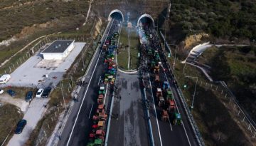 &Mu;&pi;&lambda;ό&kappa;&alpha;: &Alpha;&pi;&omicron;&kappa;&lambda;&iota;&mu;ά&kappa;&omega;&sigma;&eta; &mu;έ&sigma;&omega; task force