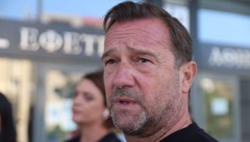 Μπορεί να πολιτευτώ κι εγώ, λέει τώρα ο Πλακιάς